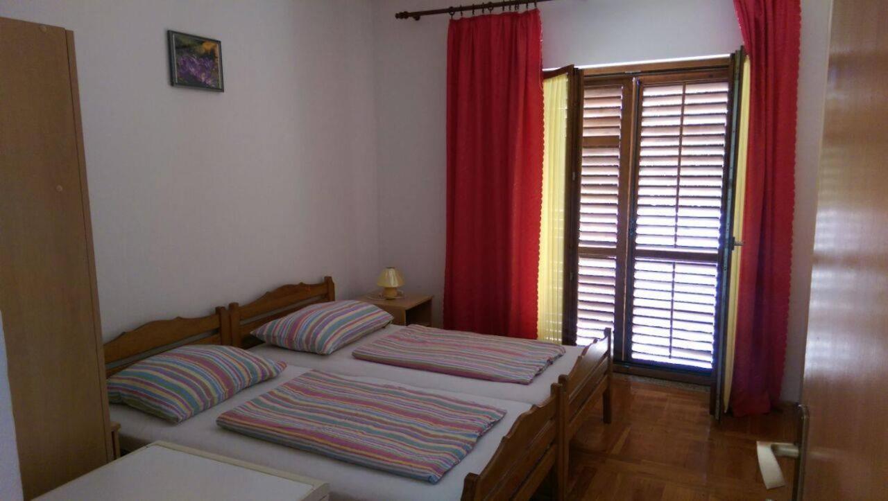 Apartmani Slavica Biograd Na Moru Ngoại thất bức ảnh