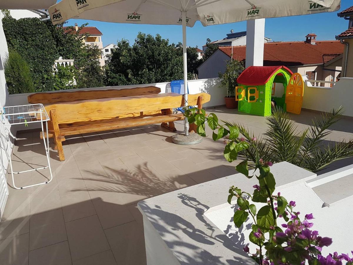 Apartmani Slavica Biograd Na Moru Ngoại thất bức ảnh