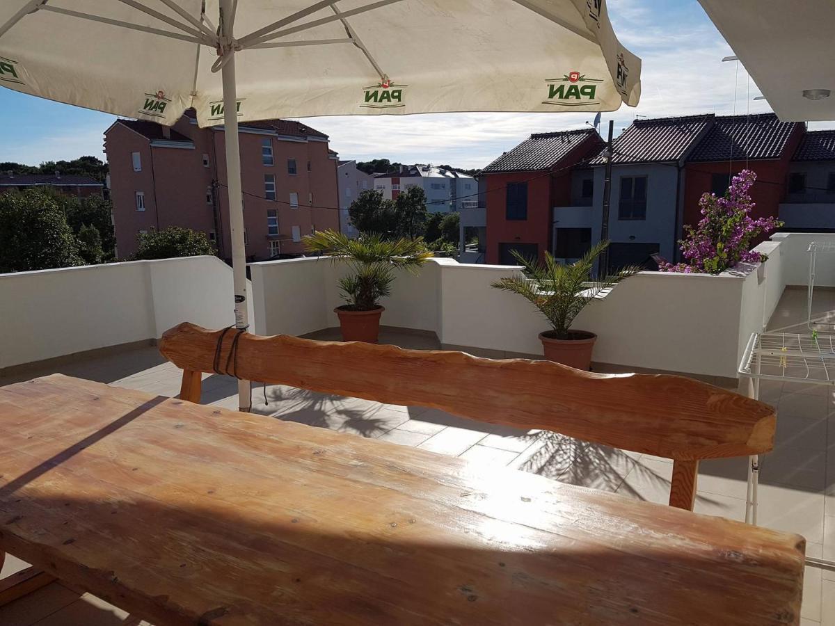 Apartmani Slavica Biograd Na Moru Ngoại thất bức ảnh