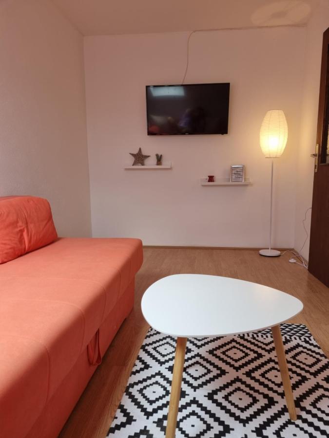 Apartmani Slavica Biograd Na Moru Ngoại thất bức ảnh